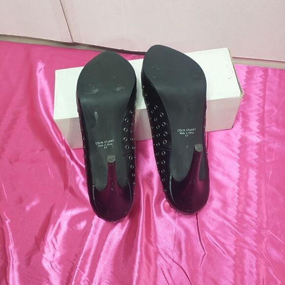 Colin Stuart Women Black Heels 8.5. Condition is Pre-owned.  - Picture 9 of 13